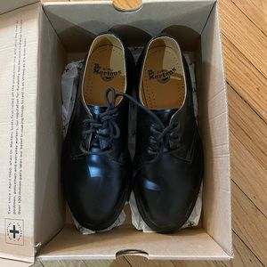 Dr Martens shoes size 39 black